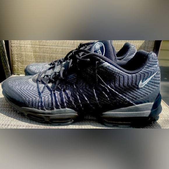 Nike Air Max 95 Ultra JCRD Black Sz 11 749771-001